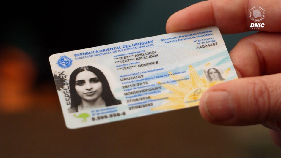 Presentaron Nueva Cédula de Identidad 