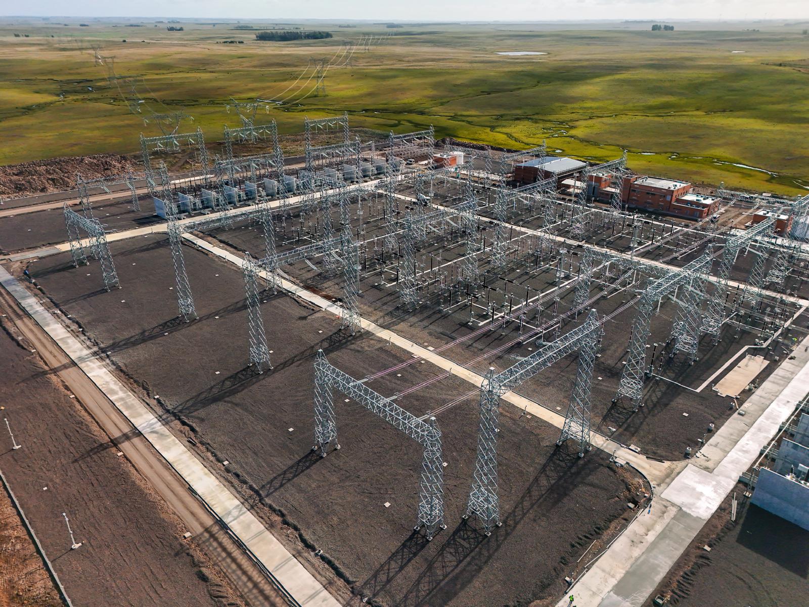 UTE energizó el primer tramo del Anillo Eléctrico del Norte de 500 kV