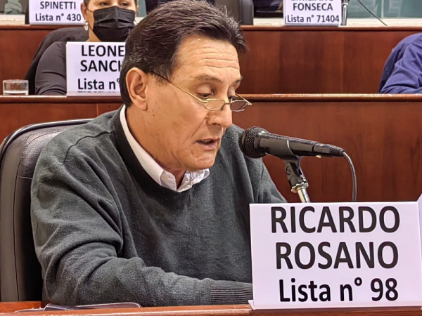 RICARDO ROSANO